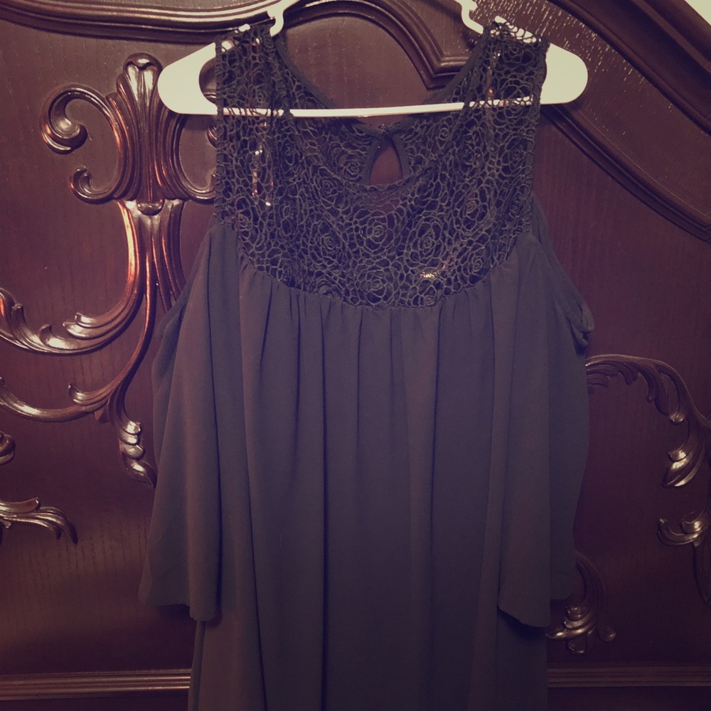 NWT 2x plus size black dress